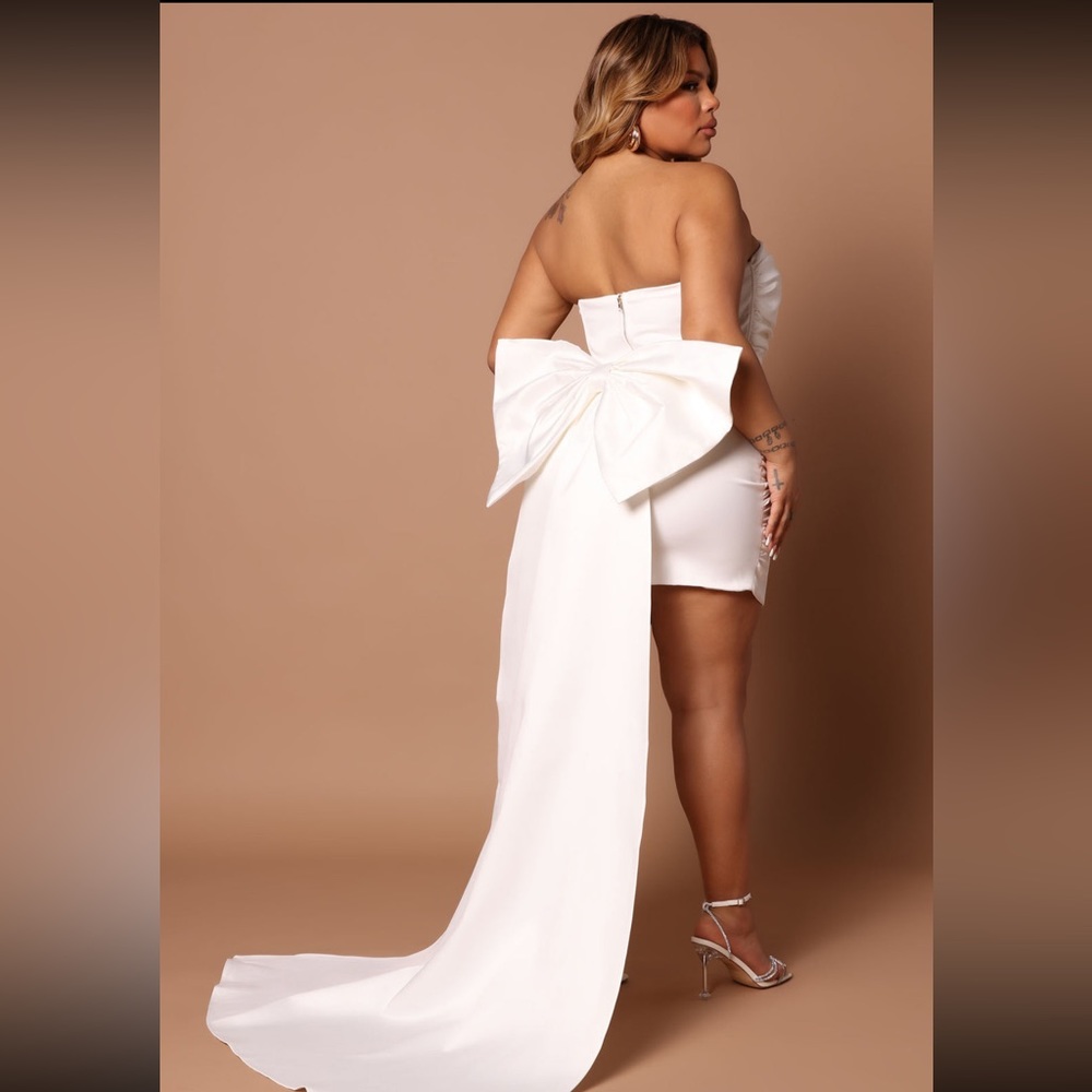 COPY - White bow train mini dress